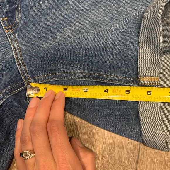 Old Navy Denim Rolled Cuff Shorts - Picture 6 of 6